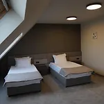 валор Otel