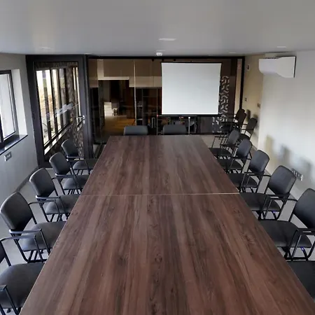 валор 4* Montana