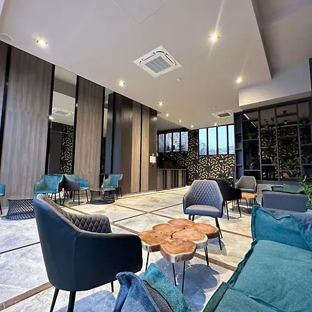 валор 4* Montana