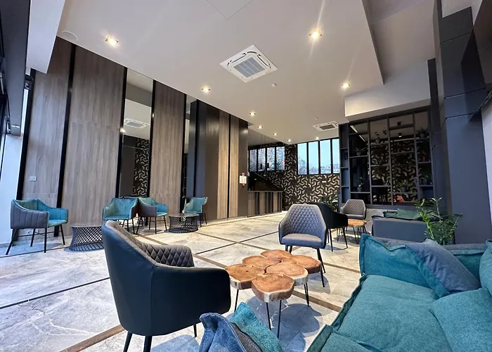 валор 4* Montana